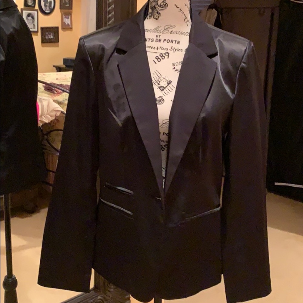 Suit jacket